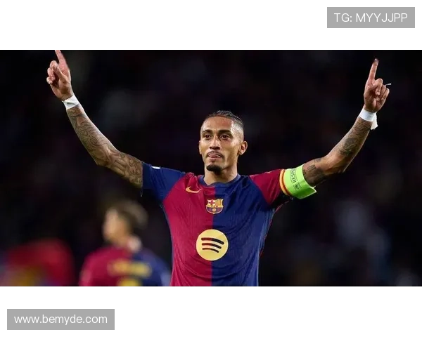 拉菲尼亚状态回暖,持续助力球队取得关键胜利 拉菲尼亚状态回暖,持续助力球队取得关键胜利