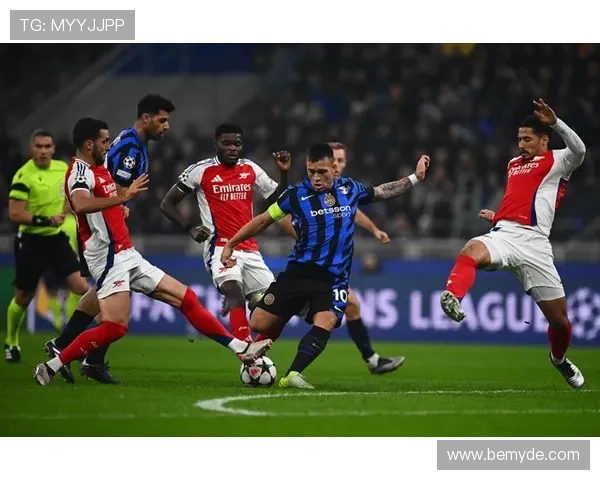 巴雷拉攻防转换表现稳健，持续提升中场控制力