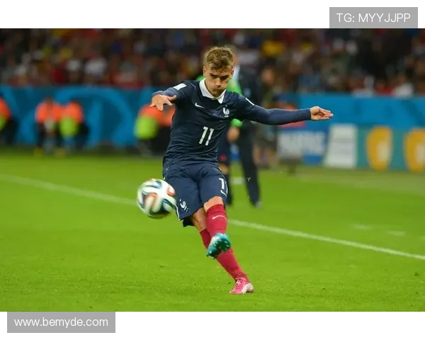 格列兹曼 vs 本泽马：进攻角色与体系适配差异